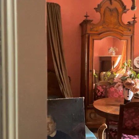 Art Action 게스트하우스 4*